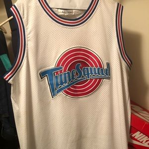 Michael Jordan tune squad